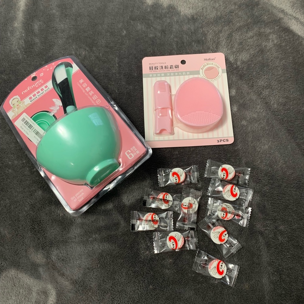 2 for $15-Skincare Set:DIY Mask Kit+Silicone Scrub